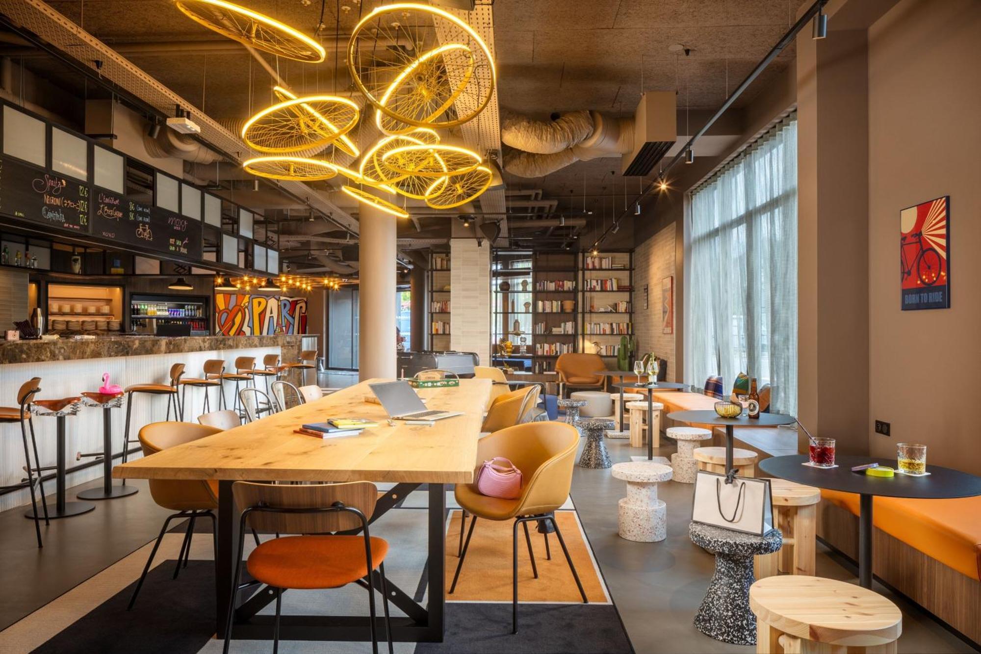Moxy Paris Clamart Eksteriør bilde