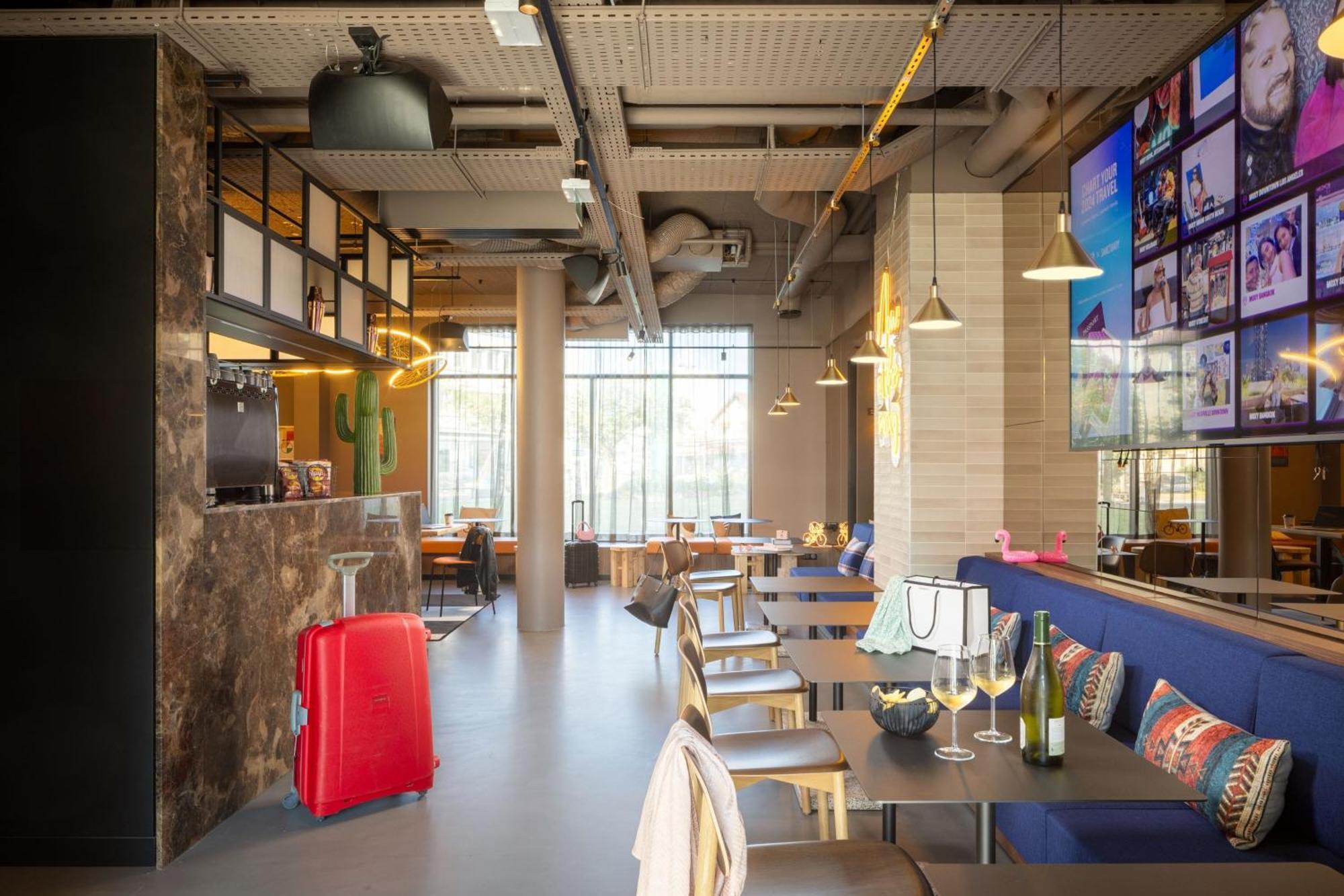 Moxy Paris Clamart Eksteriør bilde