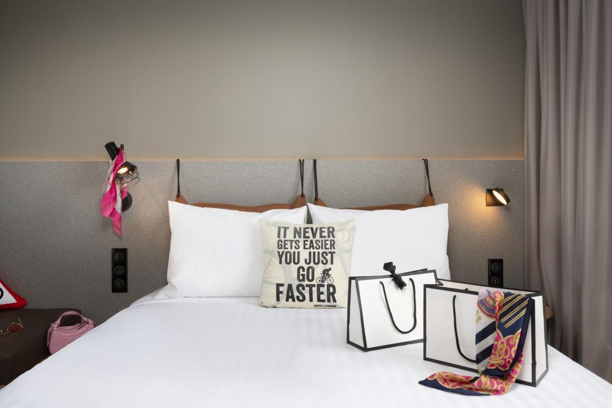 Moxy Paris Clamart Eksteriør bilde