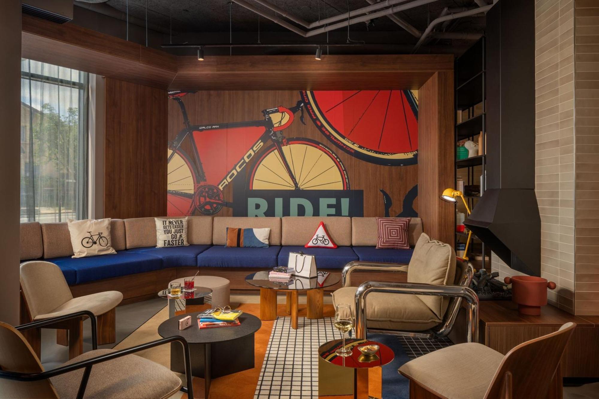 Moxy Paris Clamart Eksteriør bilde