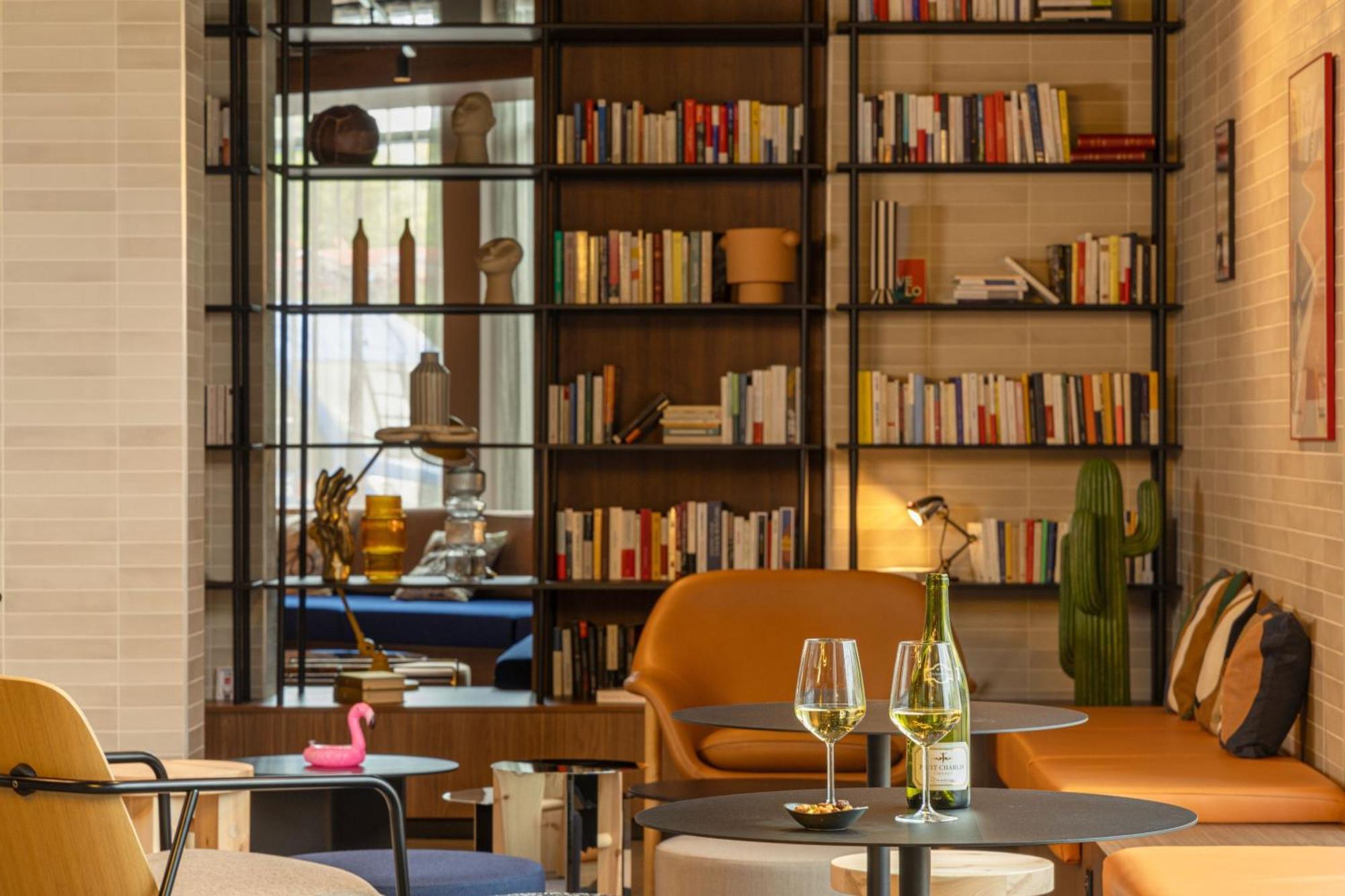 Moxy Paris Clamart Eksteriør bilde